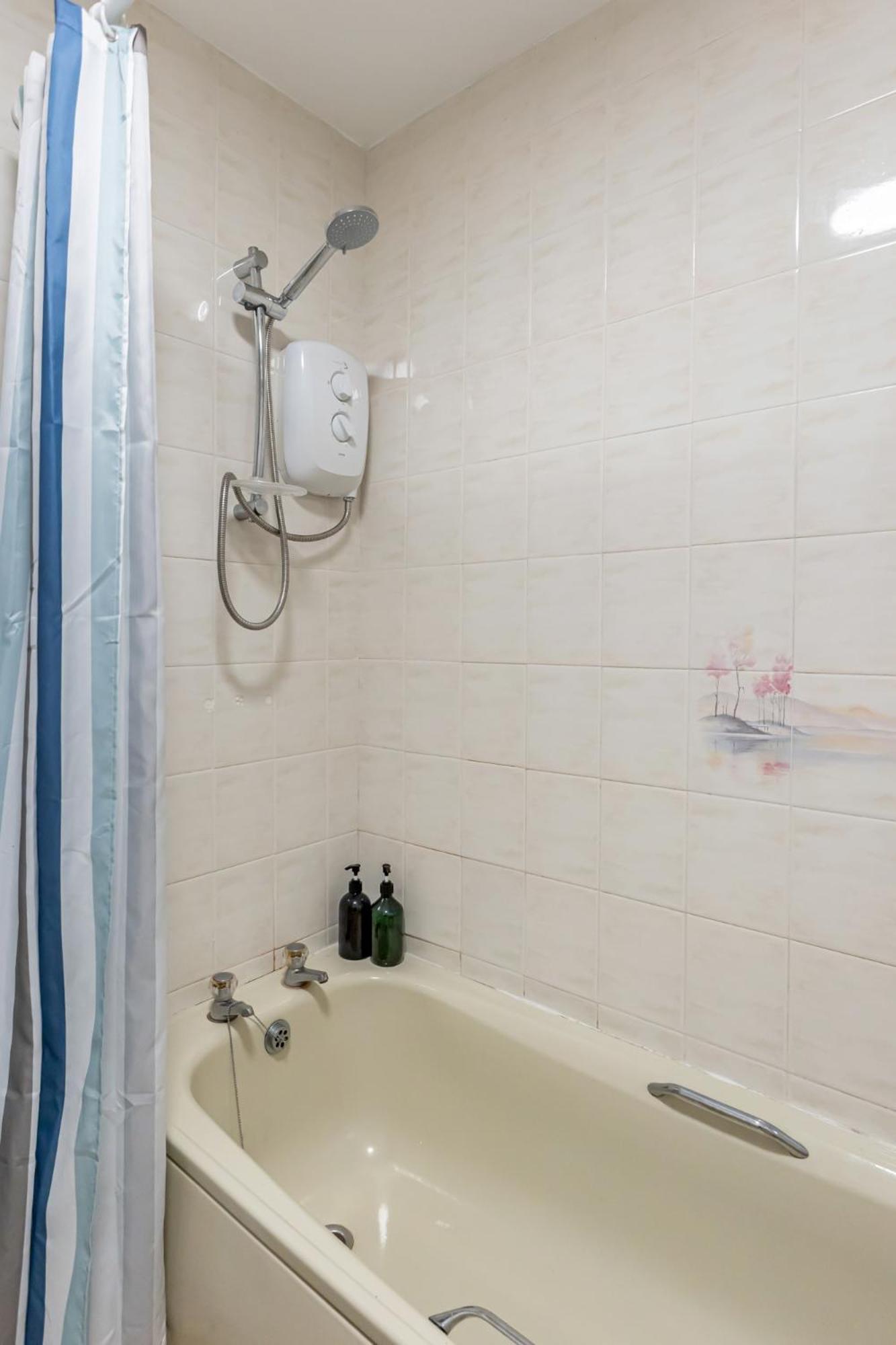 Central Apartment 3B Newcastle  Dış mekan fotoğraf
